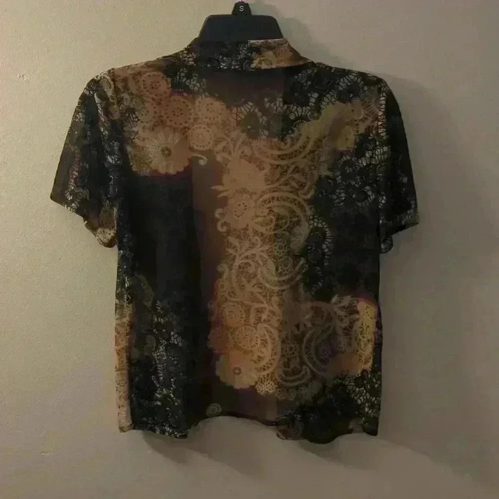 short sleeve blouse - Picture 3 of 3